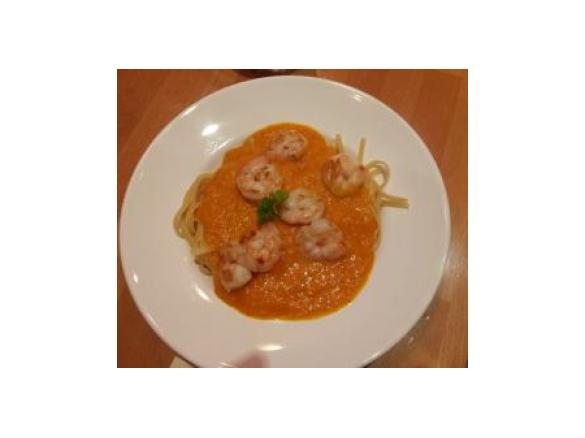Pasta mit Kürbissoße & Garnelen