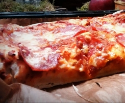 Pizza Chicago Style - Deep Pan