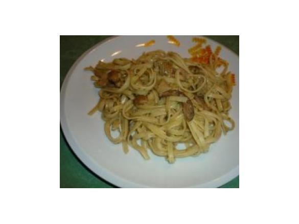 Linguine mit Steinpilz-Rahmsoße