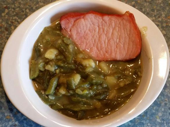 schneller Bohneneintopf mit Kassler