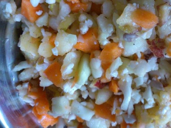 Blumenkohl Rohkostsalat