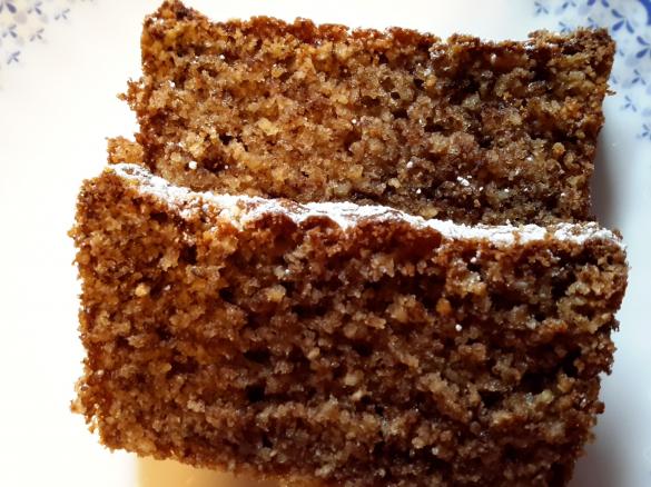 "BLITZ"   Nusskuchen