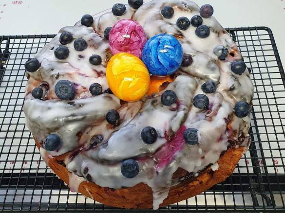 Babka, gefüllter Hefekuchen aus Osteuropa, Osterkranz, Hefezopf