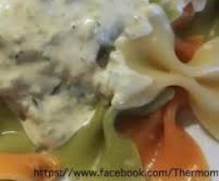 Farfalle Tricolore mit Zucchini-Mascarpone-Sekt-Sauce