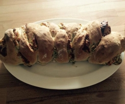 Gefülltes Ährenbrot mit Feta | Partybrot | Grillbrot
