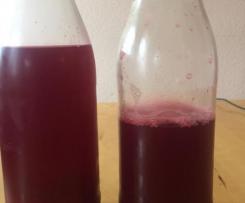 Himbeersaft ohne Zucker aus frischen Himbeeren