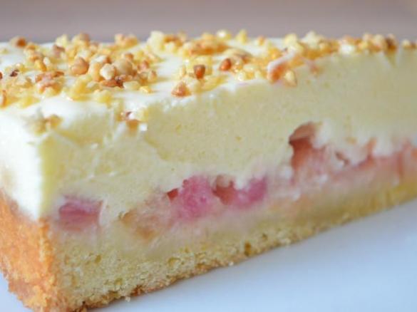 Rote Johannesbeer-Mandel-Torte