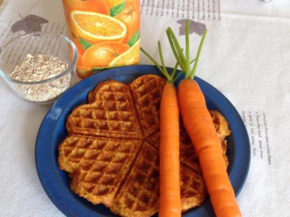 Fruchtige Karotten- Vollkornwaffeln