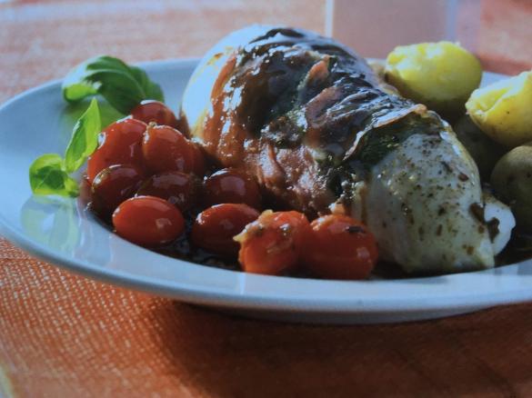 Hähnchenfilet mit Balsamico-Tomaten und Kartöffelchen