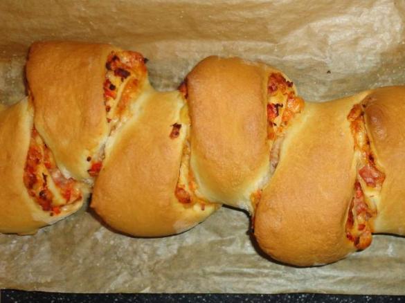 Variation von Partyähre mit Schmand und Speck 