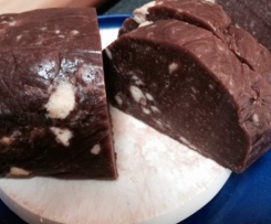 Kalter Hund-kalorienarme Variante! Oder auch:ungarischer Salamikuchen! 