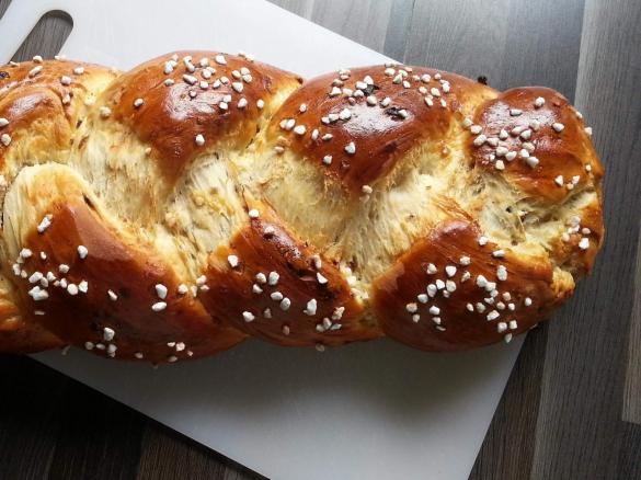 Variation von Hefezopf mit Stevia