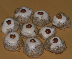 Oma´s Nussmakronen