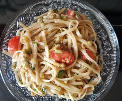 Glasnudel-oder Reisnudelsalat thailändische Art