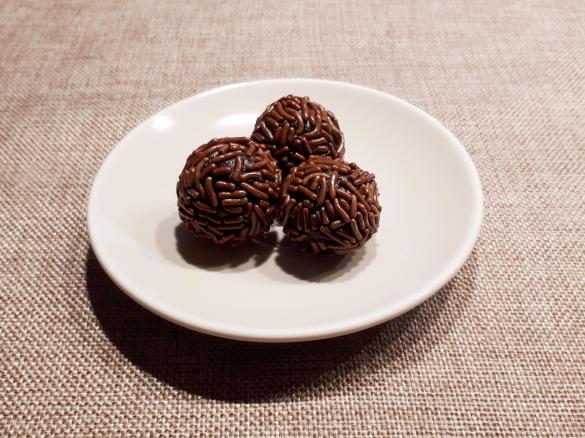 Rumkugeln ohne Alkohol