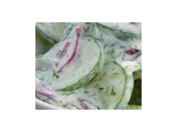 Gurkensalat mit feinem Sahne-Dressing