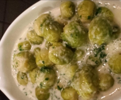 Rosenkohl in Käsesauce