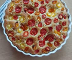 Fladenbrot mit Frischkäse und Paradeiser