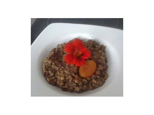 Rotwein- Aprikosen- Linsensuppe