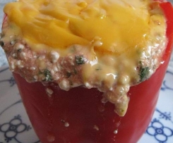 Gefüllte Paprika mit Körnigem Frischkäse / Hüttenkäse - schnell und einfach