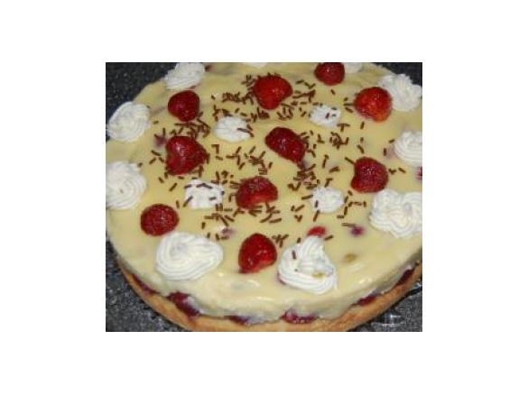 Erdbeer-Pudding-Torte