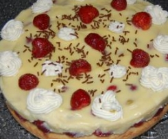 Erdbeer-Pudding-Torte