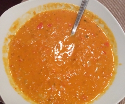 Rote-Linsen-Kürbis-Suppe