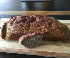Chia-Eiweißbrot ohne Weizen / Roggen