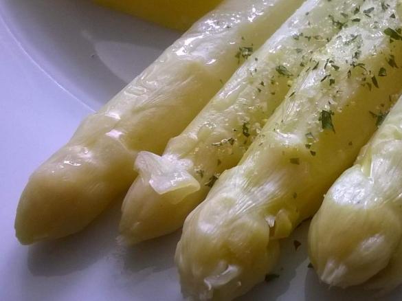 Rhabarber / Spargel / Entrecote