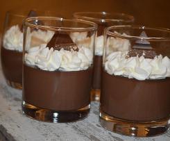 Nussiger Schokoladenpudding der Extra-Klasse