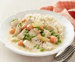 Hühnerfrikassee mit Gemüse und Reis