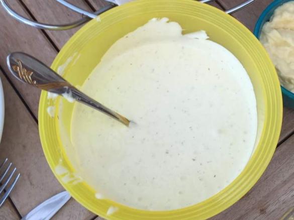 Der perfekte Käse Dip zum Grillen, Fondue, Raclette oder Gemüse