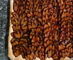 Pflaumenkuchen (eigentlich Zwetschgenkuchen) ganz einfach mit Hefeteig (Blechkuchen)