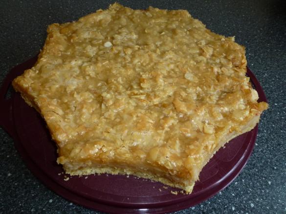 Apfel-Bienenstich-Kuchen