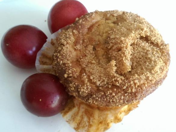 Pflaumenmuffins oder Zwetschgenmuffins mit Amarettinis