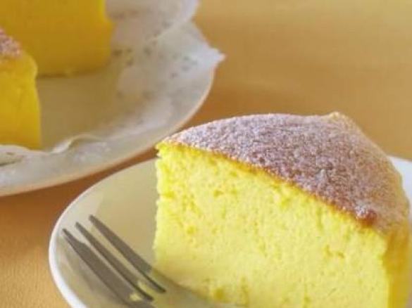 3-Zutaten Soufflé Cheesecake (über den die Welt redet)