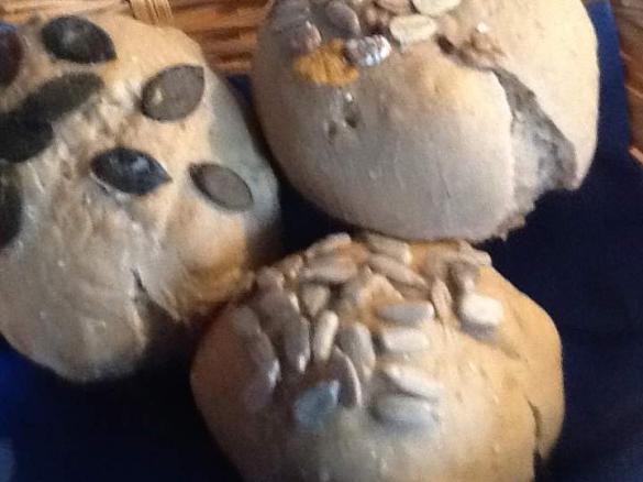 Schnelle Vollkorn Brötchen mit Nacktgerste