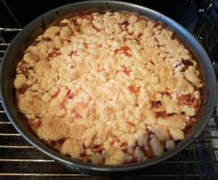 Johannisbeer-Käsekuchen mit Streuseln