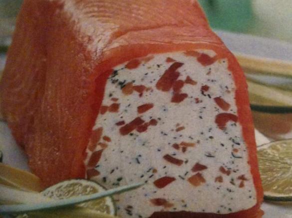 Lachsterrine mit Frischkäse