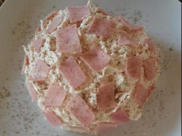 Käsekugel mit Schinken