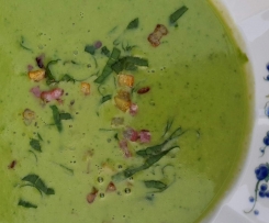 Bärlauch-Erbsen-Cremesuppe