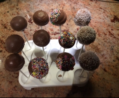 Anika's Cake Pops im Cake Pop Maker