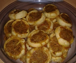 Hackfleischröllchen im Blätterteig