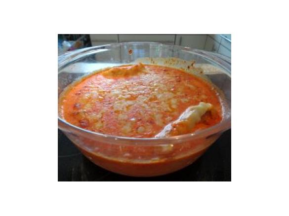 Überbackener Maultaschen-Auflauf mit Tomaten