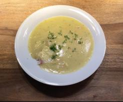 Kartoffelcremesuppe mit geräucherter Forelle a la Hilla