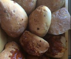 Rustikale Speckbrötchen