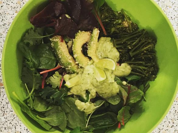 Green Bowl mit Brokkoli