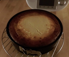 Papas Käsekuchen, ohne Boden dafür mit Grieß