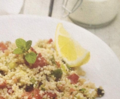 Couscous Salat mit Kräuter  o. Zitonen Joghurt Dressing
