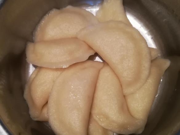 Teig für Maultaschen (Wareniki Вареники)
